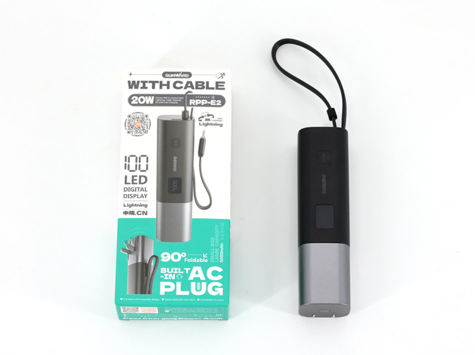 Remax-oplader met snoer 20W-stekker 5000mAh Vliegtuigklaar Compact en draagbaar